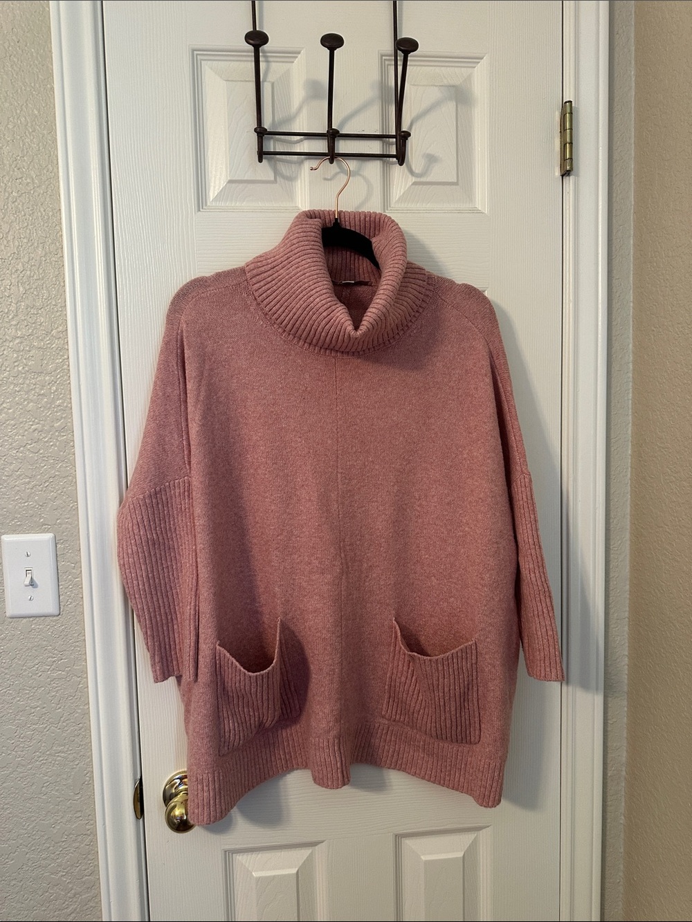 LOFT Rose Pink Oversized Turtleneck Sweater with Pockets